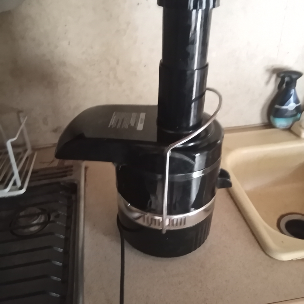 Black Kitchen Tool for Modern Cooking